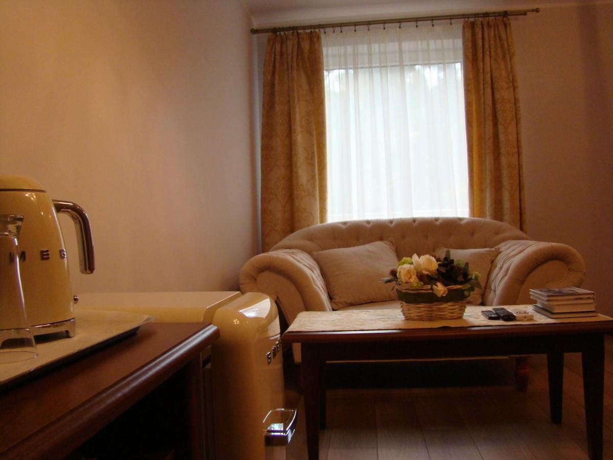 Bobrowa Dolina Bed & Breakfast Ryn  Exterior photo